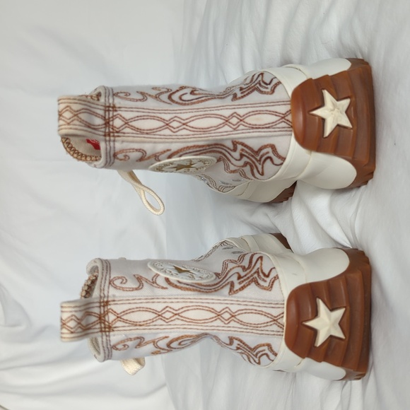 Converse Run Star Hike Platform High 'Western Embroidery' Limited Edition - Picture 2 of 10